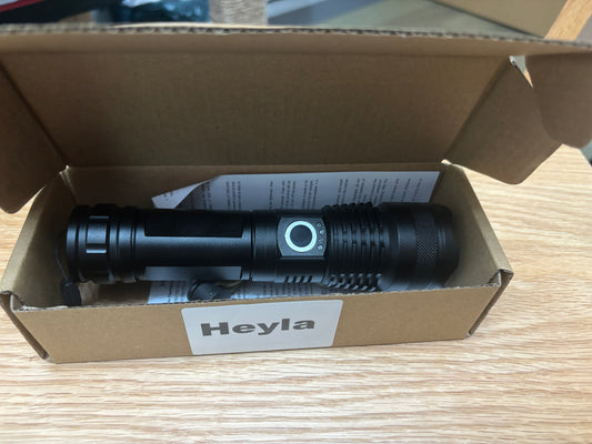High power outdoor flashlight