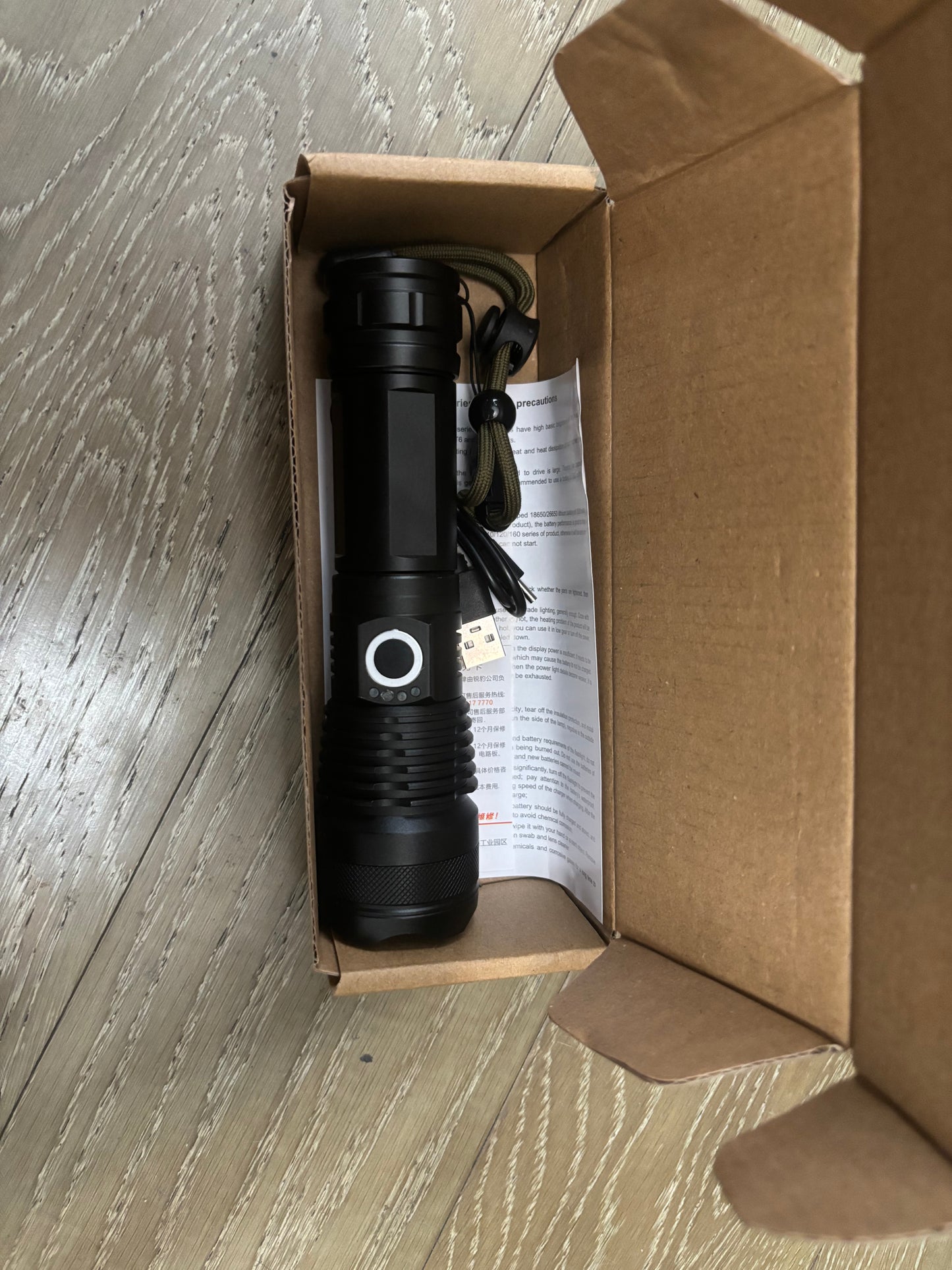 High power outdoor flashlight